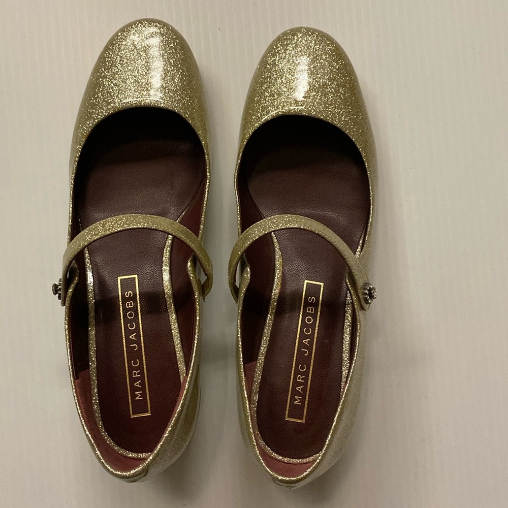 Marc Jacobs Lexi Gold Glitter Mary Jane Strap Pump Shoe Made in Italy - 39 1/2
